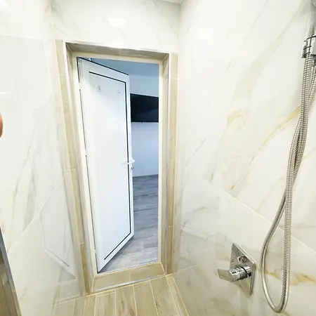 Luxury In The Super Center Of شقة *